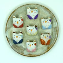 Load image into Gallery viewer, Handembroidered Animal Brooches