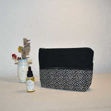 Load image into Gallery viewer, Hanan Cosmetic Bag with polka dots