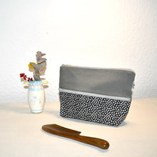 Load image into Gallery viewer, Hanan Cosmetic Bag with polka dots