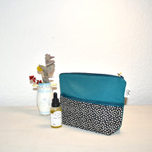 Load image into Gallery viewer, Hanan Cosmetic Bag with polka dots