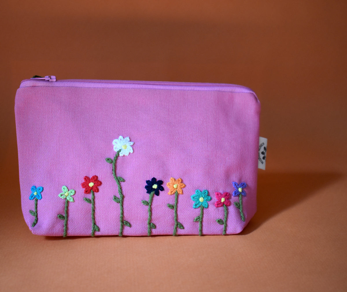 Handbestickte Blumen-Täschchen