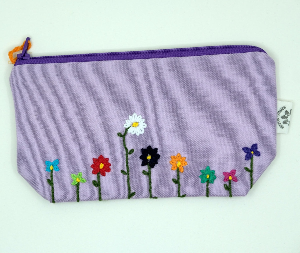 Handbestickte Blumen-Täschchen