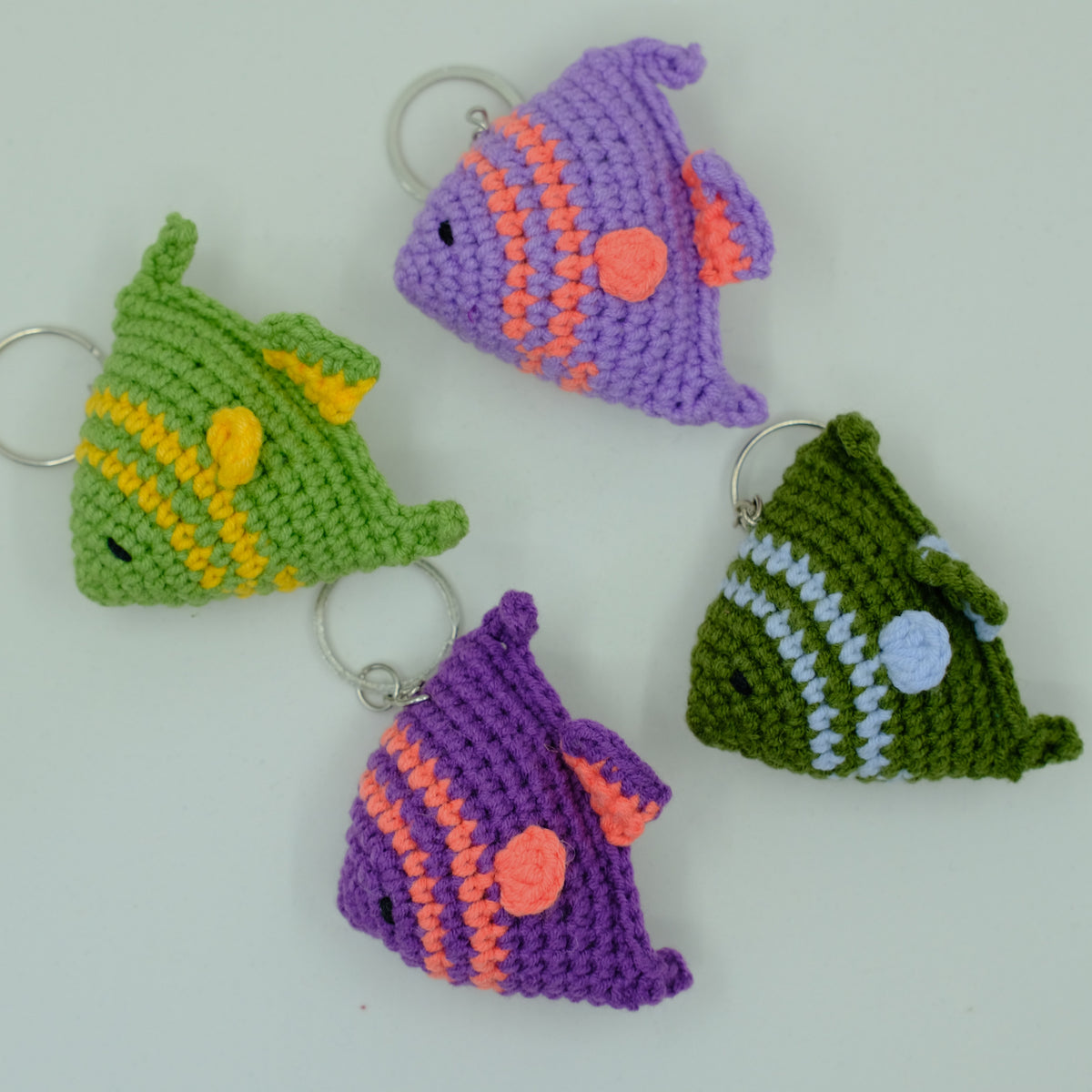 Amigurumi Bunter Fisch Schlüsselanhänger