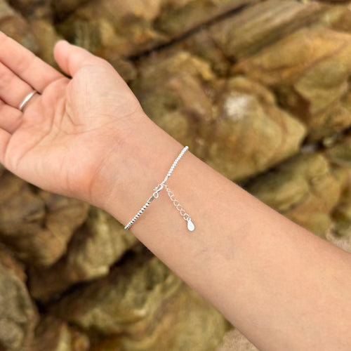 Minimalistisches Silberarmband