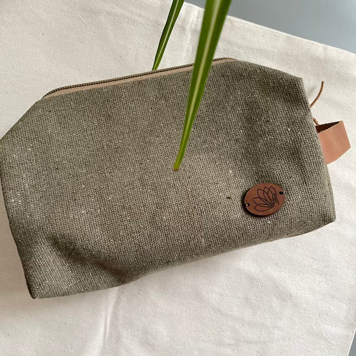 Kulturtasche aus Canvas für die Reise