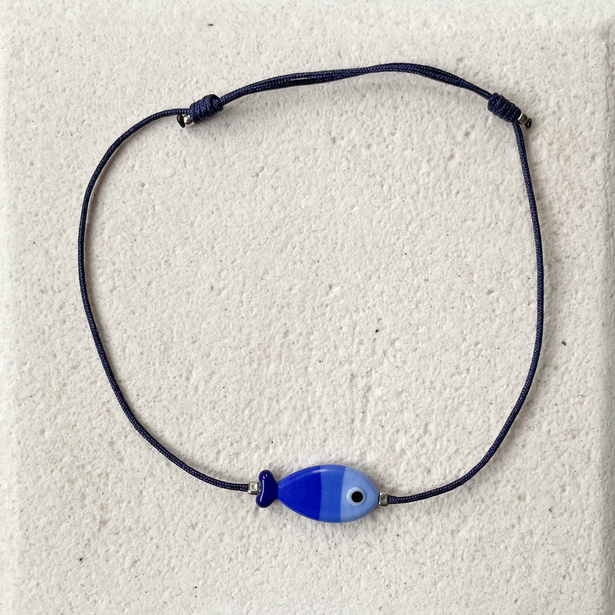 Bosporus-Fisch-Armband aus gestreiftem Glas