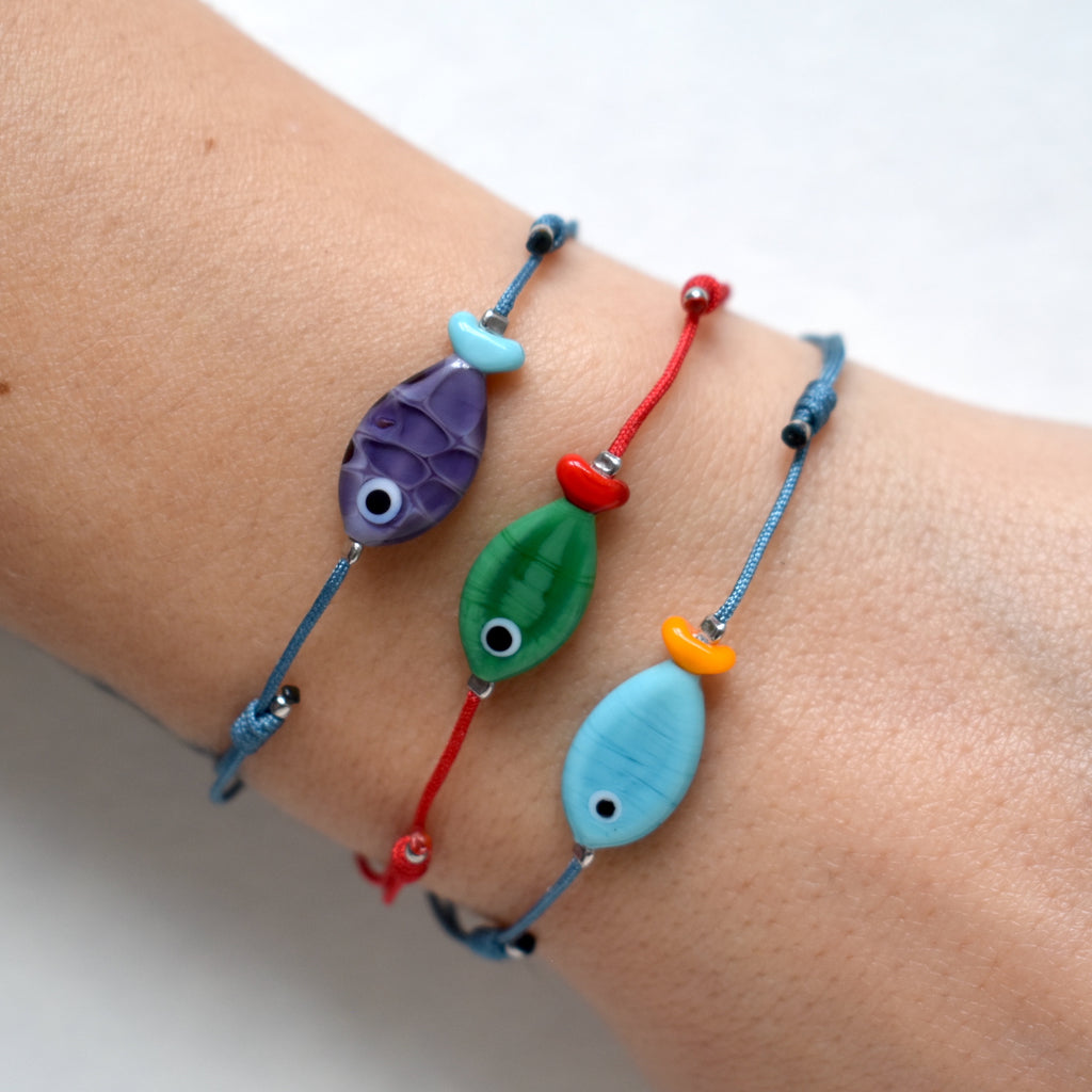 Bosporus-Fisch-Armband aus gestreiftem Glas